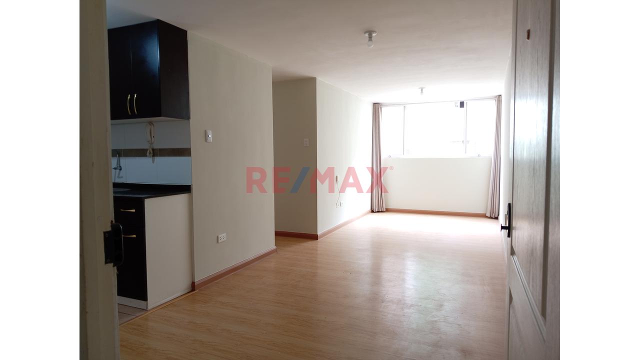 Alquiler Departamento En Condominio Torres Las Praderas — foto 4