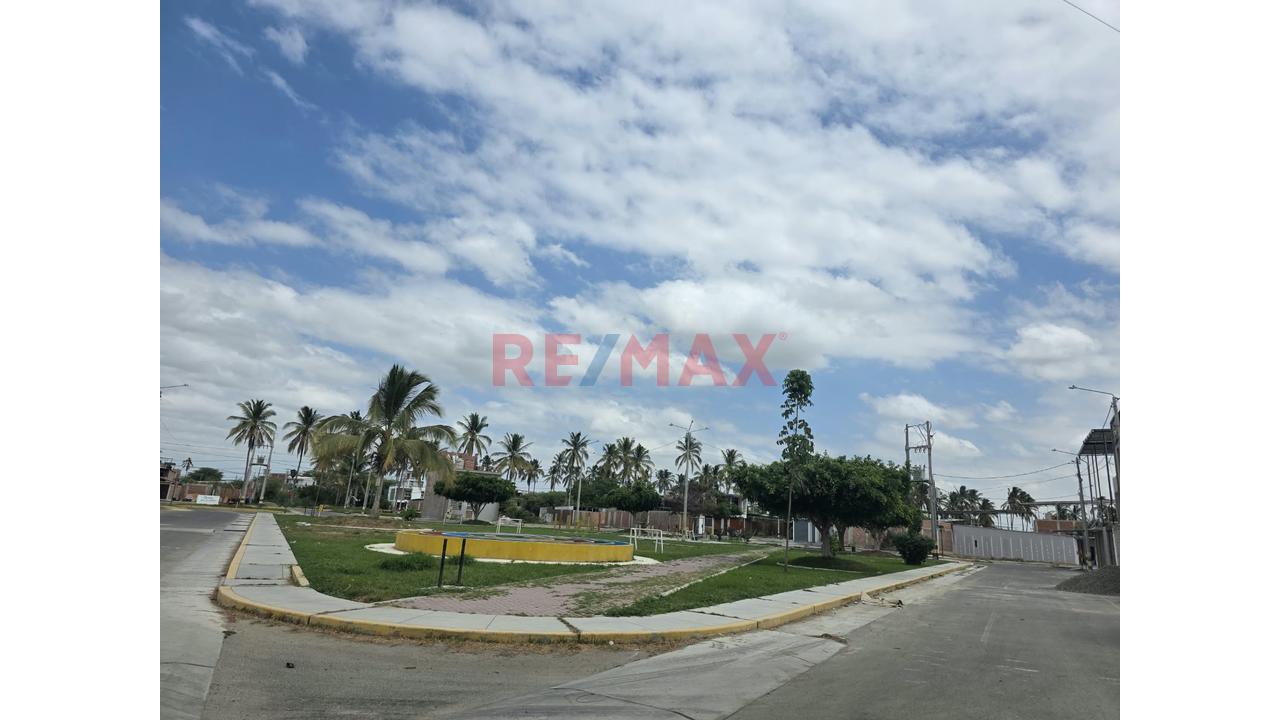 Se Vende 1 Terreno De 105 M2  O 2 Terrenos Juntos De 210M2 En Urbanizacion Palmeras  ¡Oportunidad De Inversión Asegurada Para Un Desarrolo Inmobiliario O Construir La Casa De Tus Sueños! 🏗️✨ — foto 7