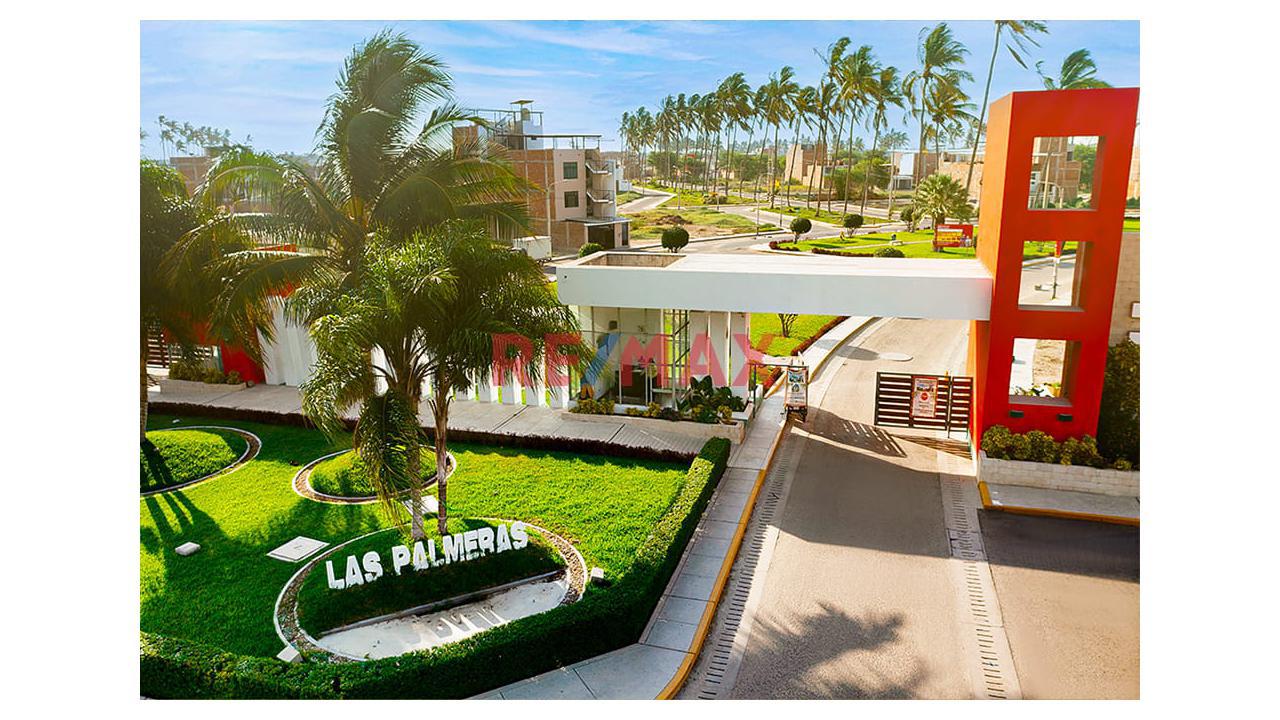 Se Vende 1 Terreno De 105 M2 O 2 Terrenos Juntos De 210M2 En Urbanizacion Palmeras ¡Oportunidad De Inversión Asegurada Para Un Desarrolo Inmobiliario O Construir La Casa De Tus Sueños! 🏗️✨