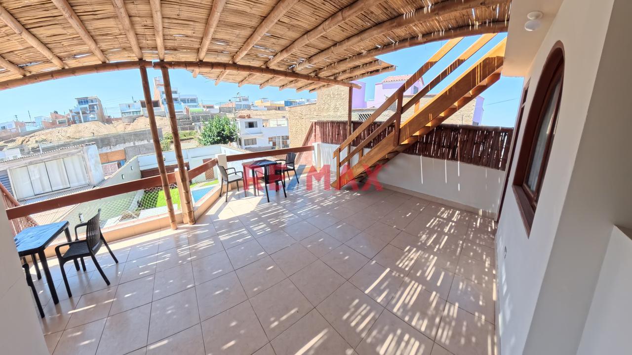 Casa De Playa Con Piscina En Venta - 13
