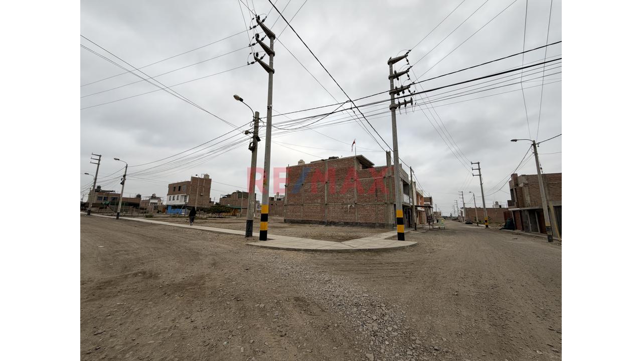 ¡Venta De Terreno En Esquina En Chincha Alta! - 4