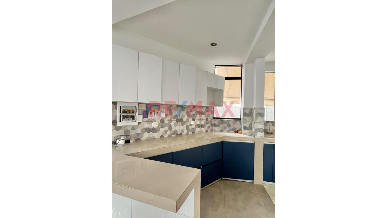Gran Oportunidad De Invertir !!! Venta De Casa Ubicada En Urb. Monteverde 2 Lt 50 Mz U Etapa 22 S/ 480,000.00 - 15