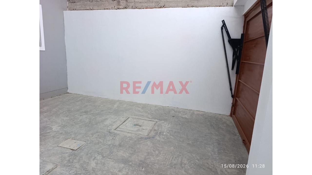 Gran Oportunidad De Invertir !!! Venta De Casa  Ubicada En Urb. Monteverde 2  Lt 50 Mz U Etapa 22   S/ 480,000.00 - 3