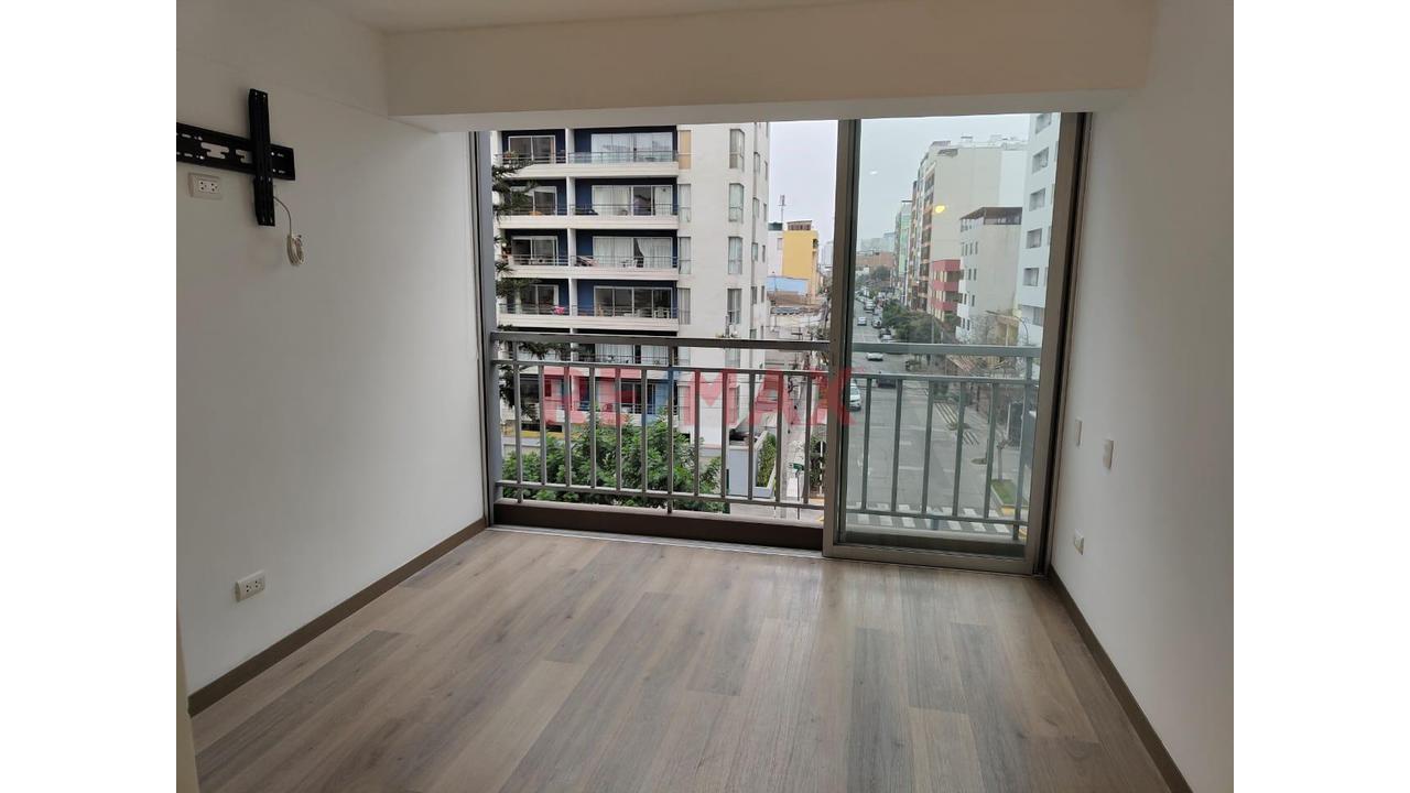 Moderno Y Funcional Departamento En Zona Residencial Y Segura — foto 4