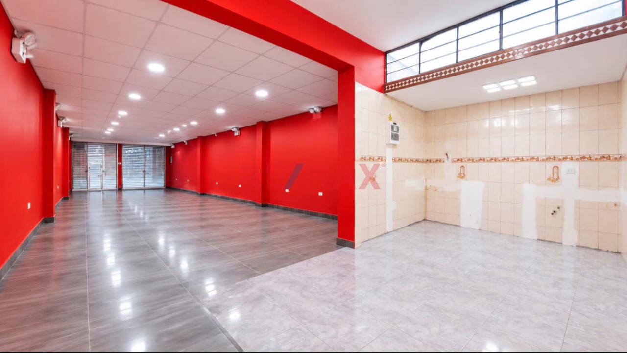 Local Comercial  140M2 + 6 Estacionamientos Frente  A Cruz Saco - Puente Piedra — foto 4