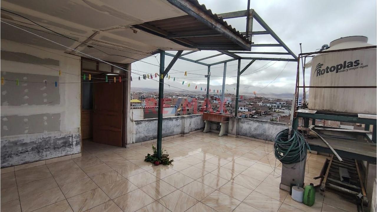 Oportunidad De Inversion : Hotel De 5 Niveles En Venta - 2