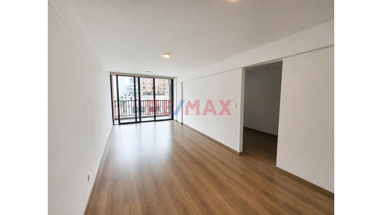 Venta Dpto. 97 M² – Límite San Isidro | 3 Dormitorios + 2 Balcones + Cochera — foto 2