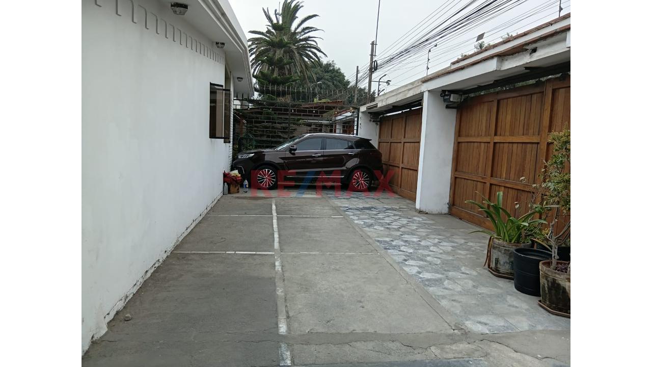 🏡Vive En Uno Y Genera Ingresos Con El Otro💰 | Exclusiva Propiedad En La Molina - 8