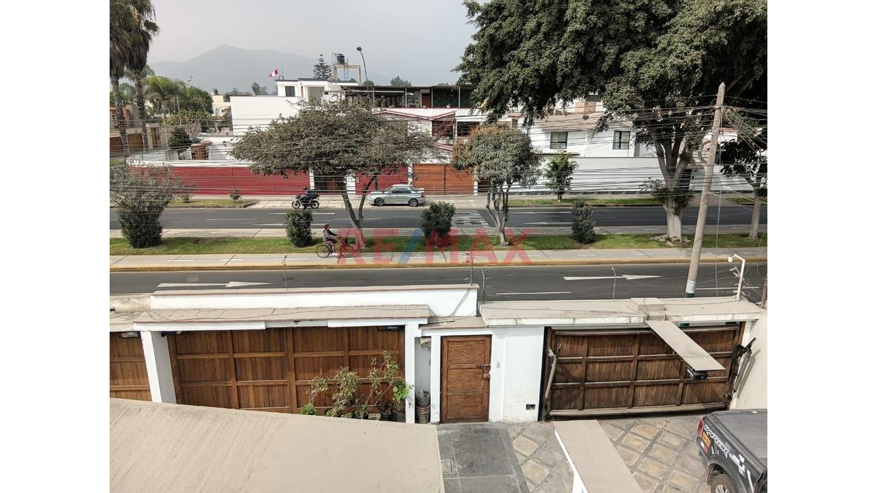 🏡Vive En Uno Y Genera Ingresos Con El Otro💰 | Exclusiva Propiedad En La Molina - 6