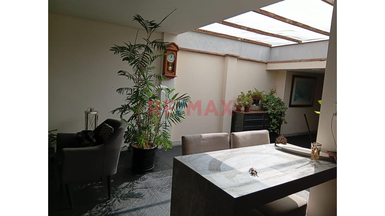 🏡Vive En Uno Y Genera Ingresos Con El Otro💰 | Exclusiva Propiedad En La Molina - 10