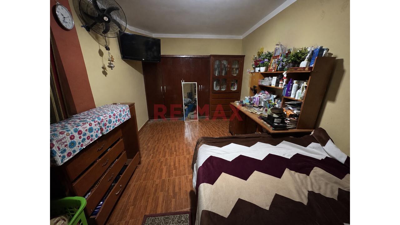 Venta De Casa Comercial Frente Mercado La Hermelinda — foto 7