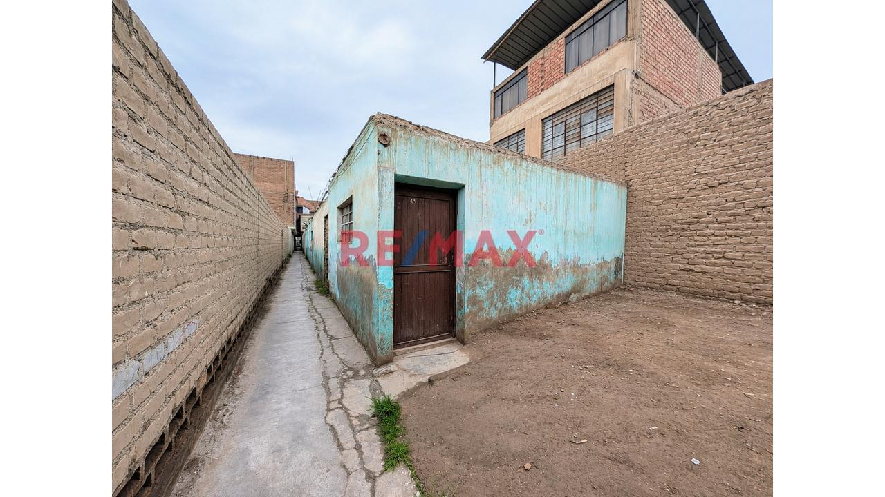 Terreno Urbano En Venta Av Carhuas En Huaral - 1