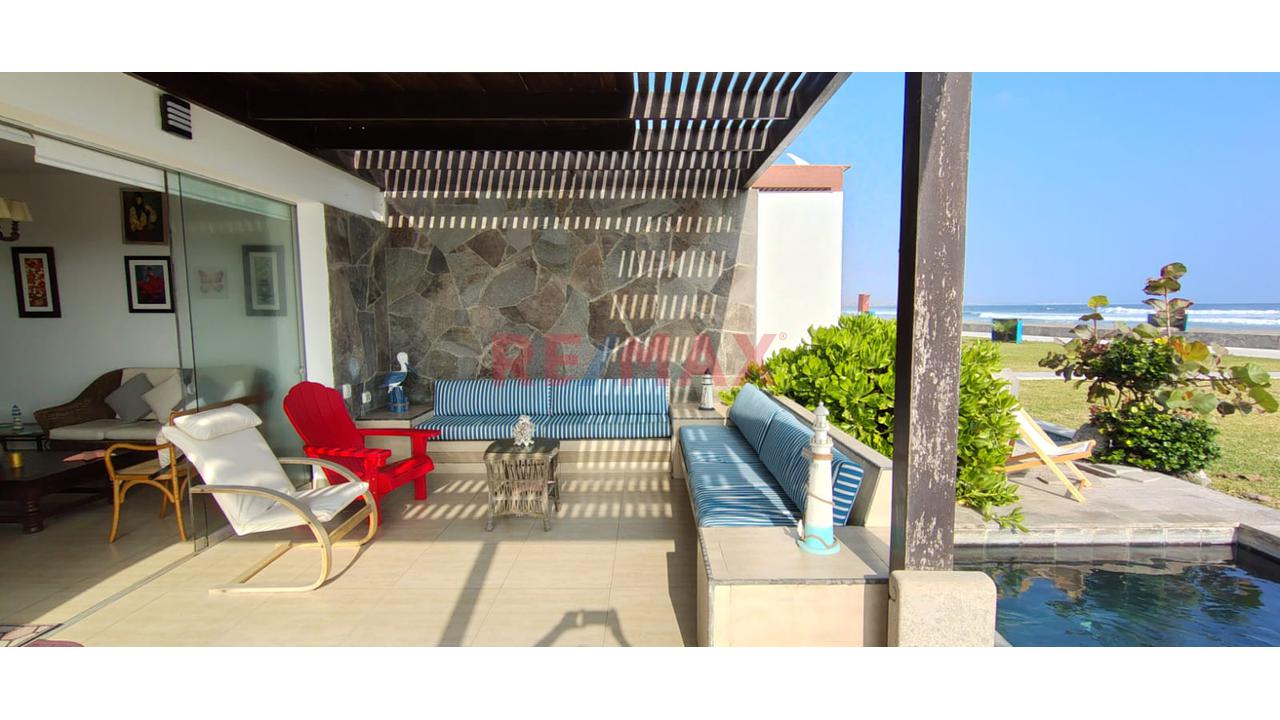 Venta Espectacular Casa De Playa En Asia – Primera Fila  Condominio Formentera — foto 3