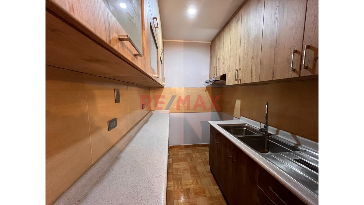 Amplio Y Moderno Departamento En Urb. Monte Bello, Cerro Colorado – Gran Iluminación — foto 4
