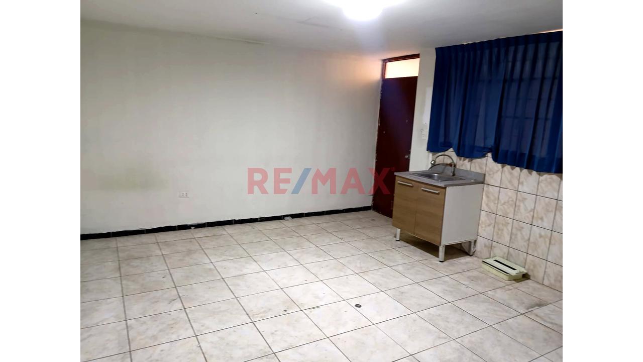 Local Comercial Amplio Y Versátil En Cerro Colorado - 6