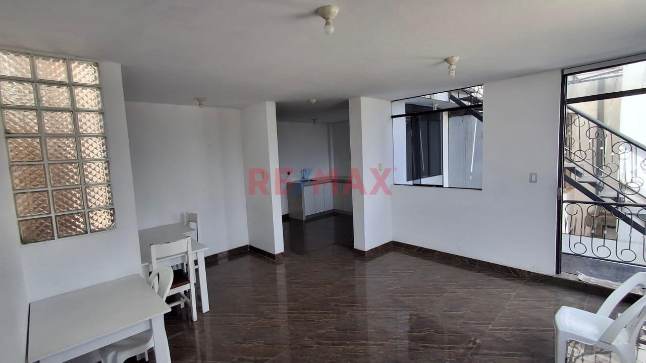 Alquiler Departamento Piso 3 Centro De Lambayeque - 2