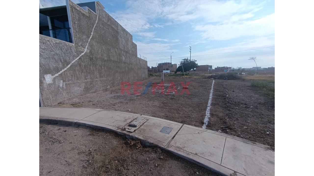 Terreno En Venta De 194.55 En La Ensenada 2 Etapa Pimentel Chiclayo