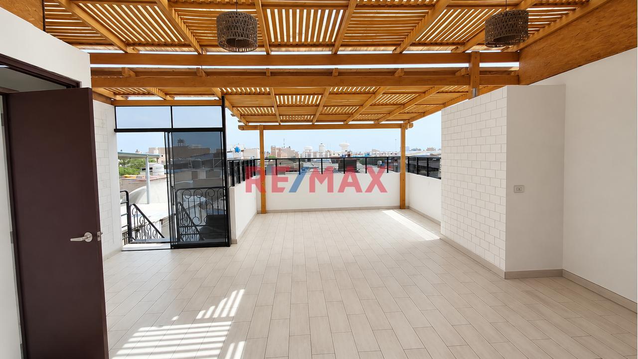 Alquiler De Terraza Comercial Centro De Lambayeque - 1