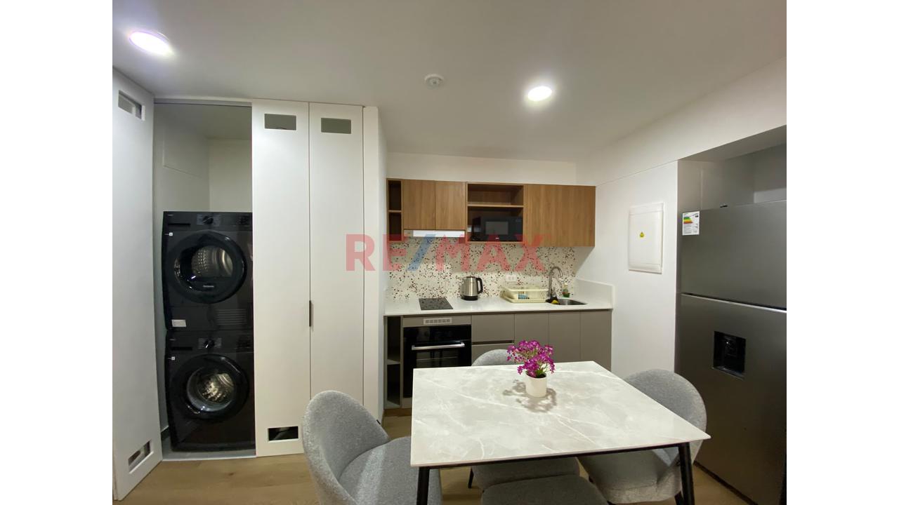 Se Alquila Departamento Amoblado De Estreno En Miraflores — foto 3