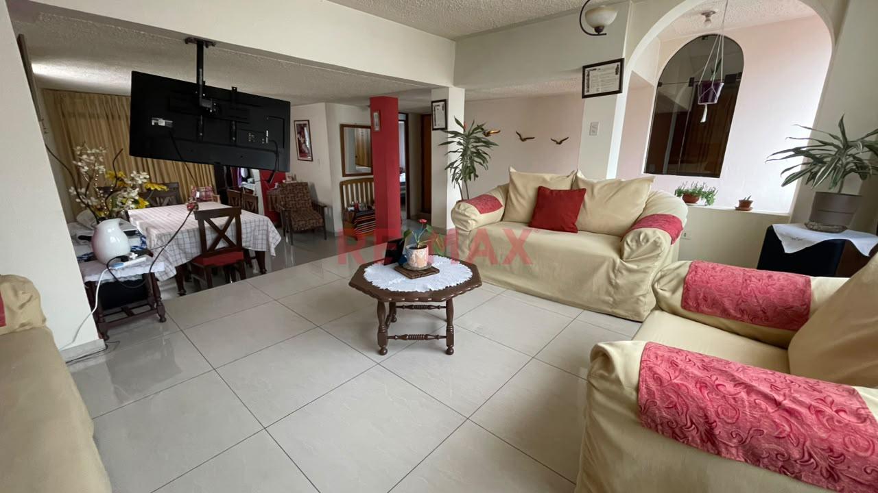 Vendo Departamento Más Aires En Av Kennedy Cerca Al Mall Porongoche