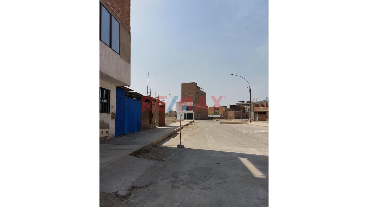 Terreno Listo Para Construir En Urbanización, Excelente Ubicación Con Facil Acceso En Carabayllo — foto 3