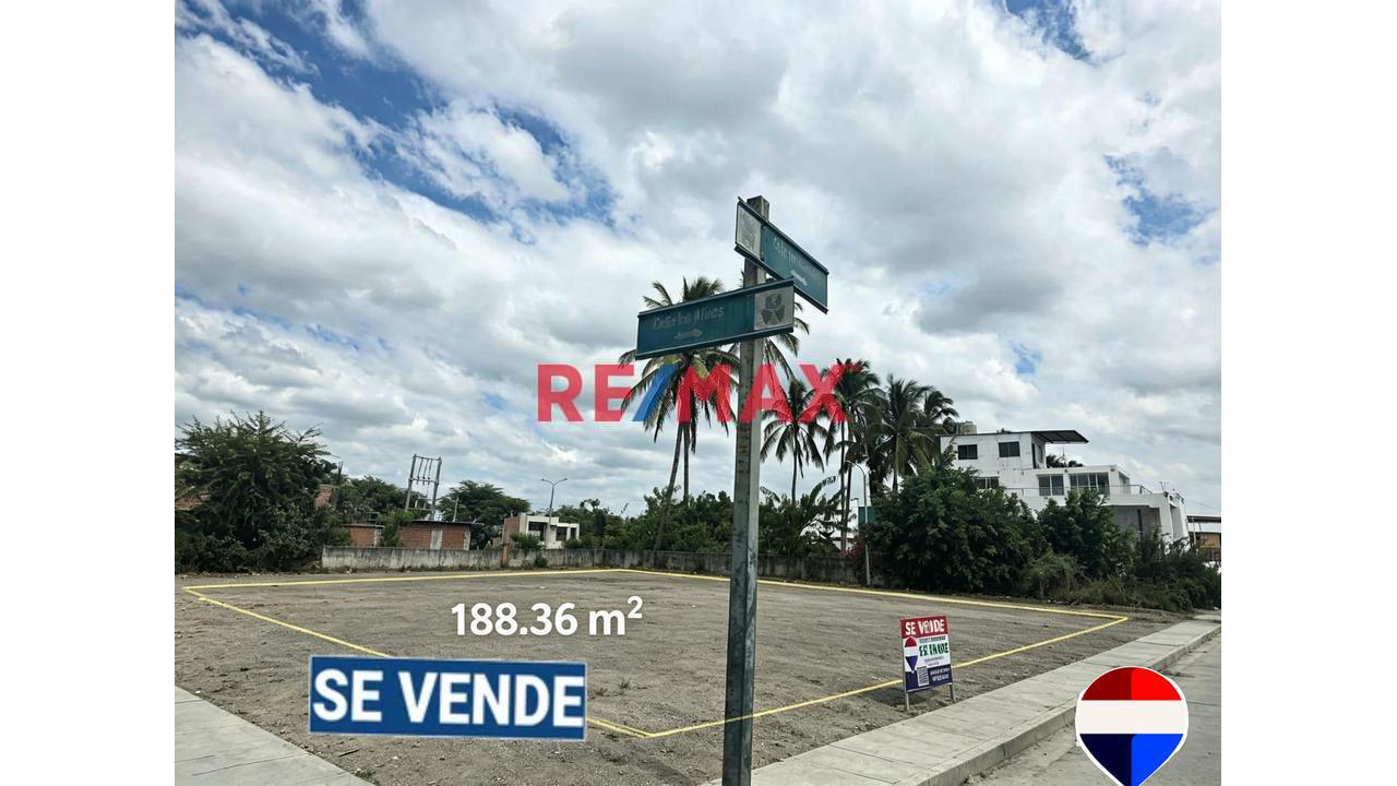 Venta De Terreno De 188.36 M2 Con Doble Frontera  En Esquina En Urb Las Palmeras Ii Etapa Cerca Al Ovalo Principal