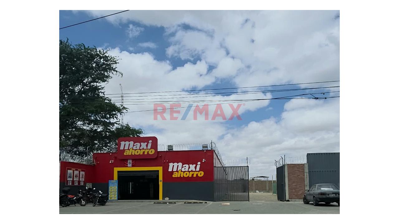 Venta De Terreno De 188.36 M2 Con Doble Frontera  En Esquina En Urb Las Palmeras Ii Etapa Cerca Al Ovalo Principal — foto 8
