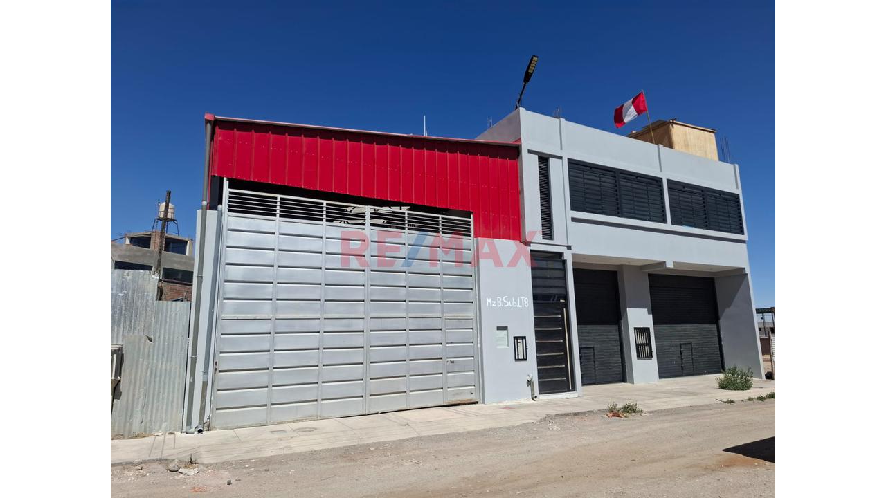 🏭 Local Comercial + Oficinas + Amplia Área Operativa En Cerro Colorado - 6
