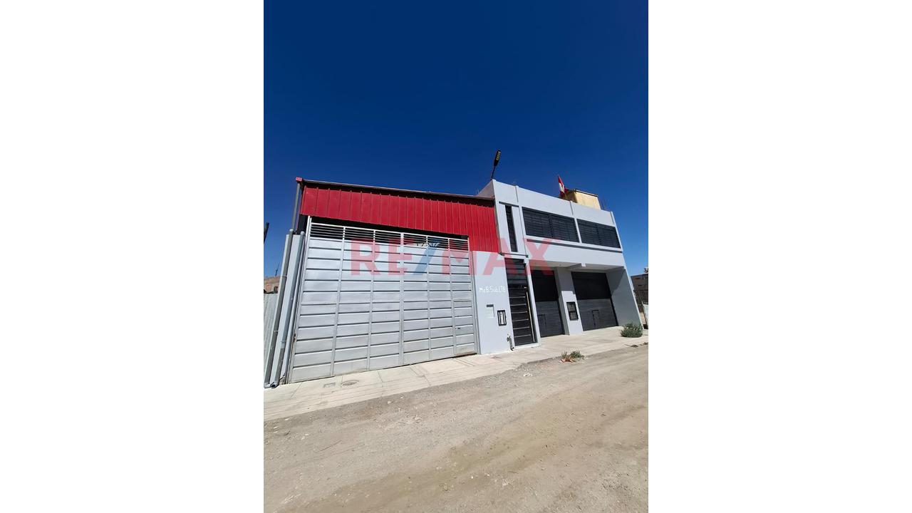 🏭 Local Comercial + Oficinas + Amplia Área Operativa En Cerro Colorado - 5