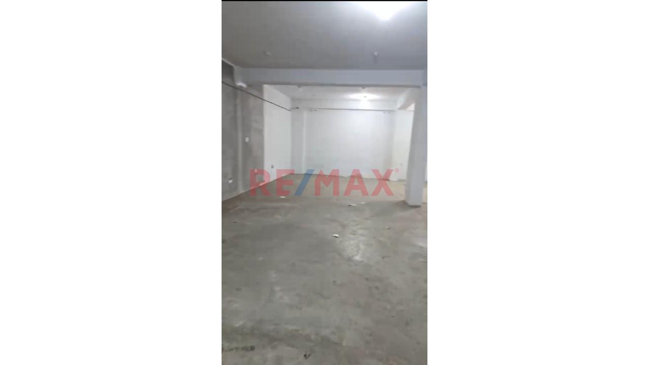 ¡Excelente Oportunidad De Alquiler De Terreno En San Juan De Lurigancho! - 2