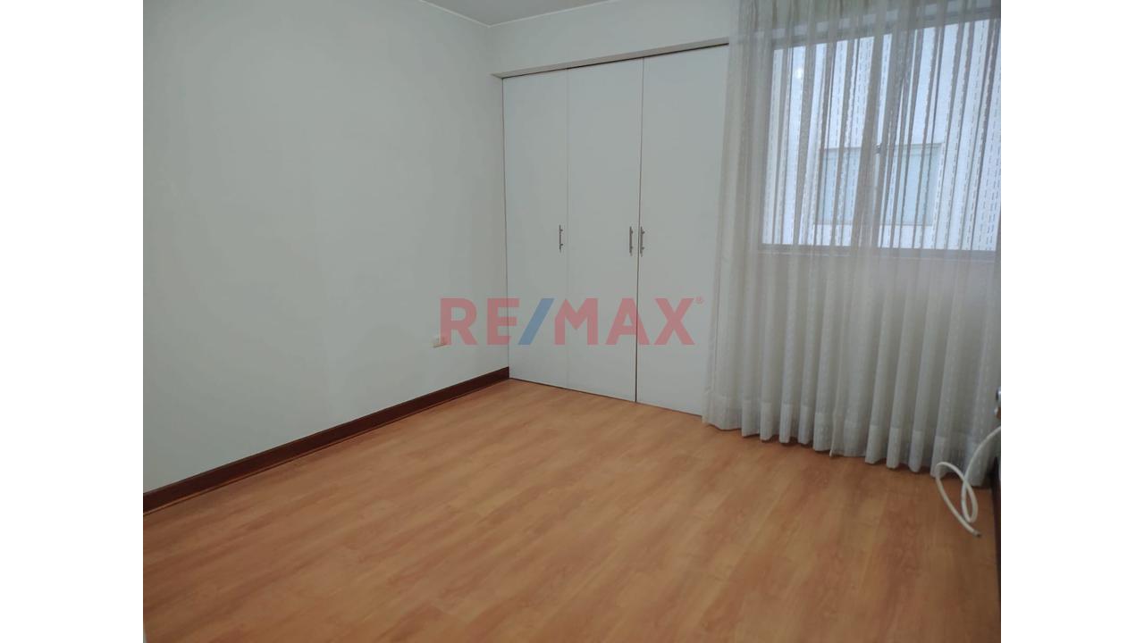 Venta De Exclusivo Departamento Cerca A La Av. San Felipe, Pueblo Libre — foto 7