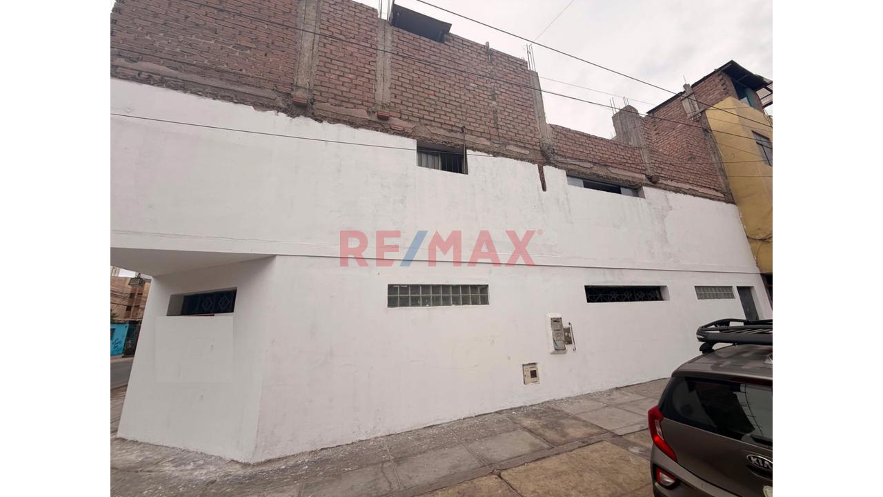 Alquiler Local Comercial En Breña - 3