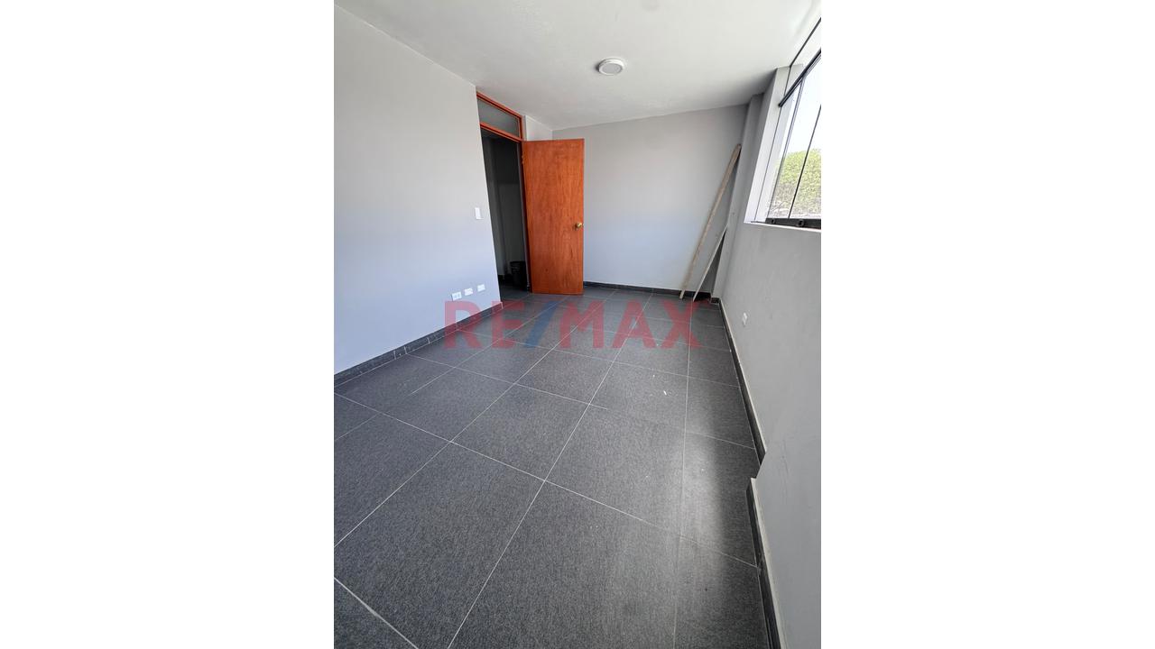 ¡Se Vende Amplio Inmueble Con Salón De Eventos, Cochera Y Gran Potencial En Miraflores! - 13