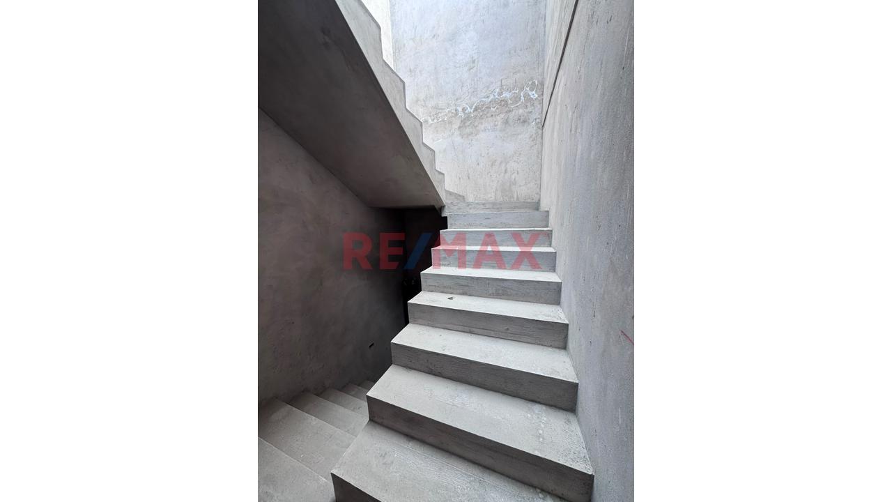 ¡Se Vende Amplio Inmueble Con Salón De Eventos, Cochera Y Gran Potencial En Miraflores! - 15