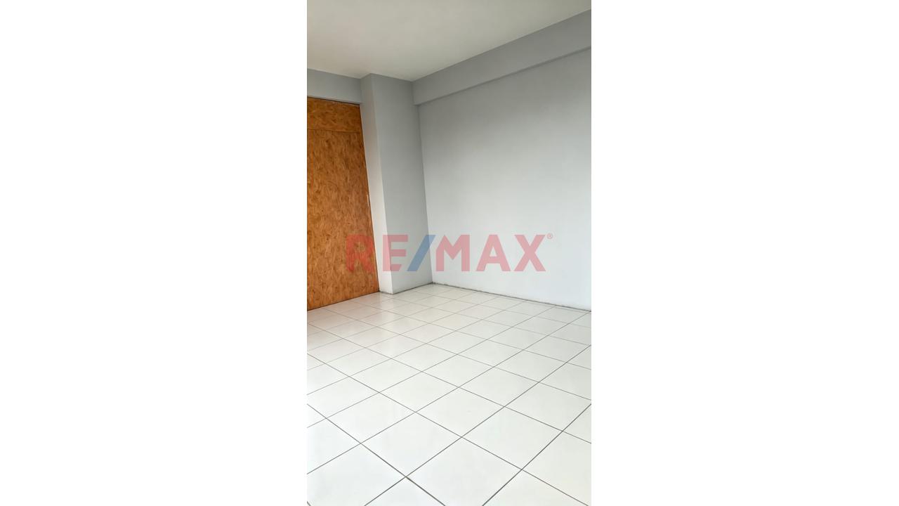 Se Venden 2 Oficinas Juntas – En El Cercado De Lima — foto 5