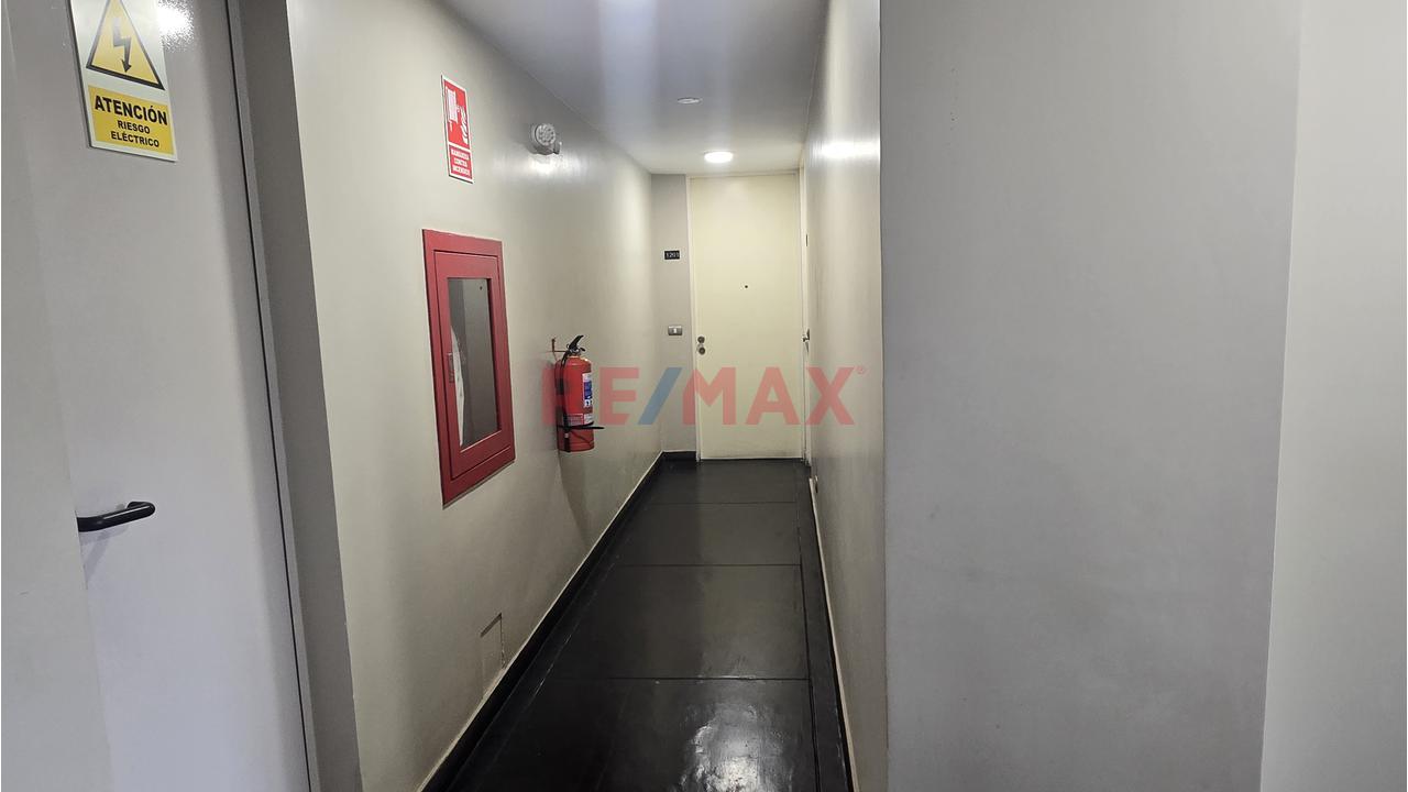 Venta De Departamento En Condominio Altos Benavides — foto 15