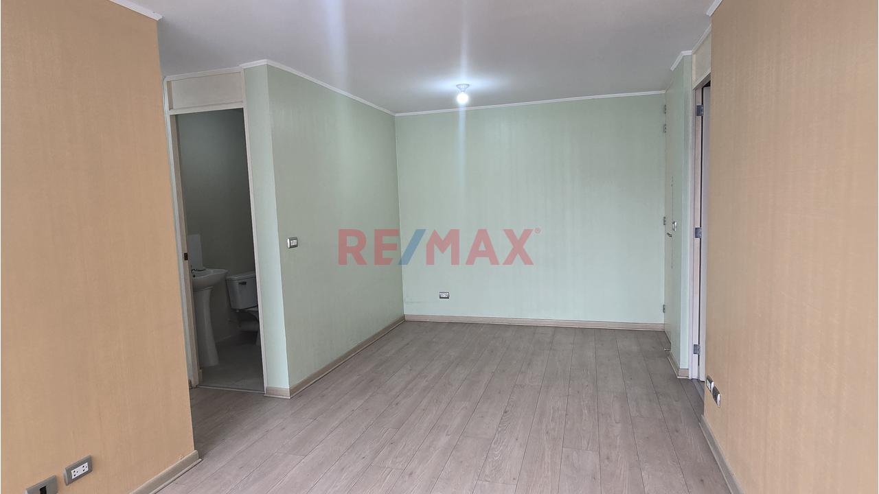 Venta De Departamento En Condominio Altos Benavides — foto 2