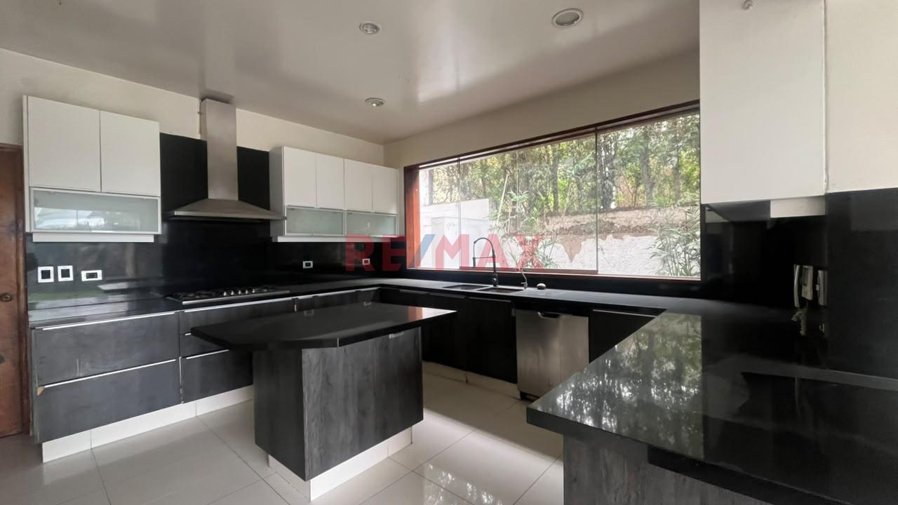 Excelente Oportunidad De Inversión Linda Casa Con Piscina En Casuarinas Con 1475M² — foto 13