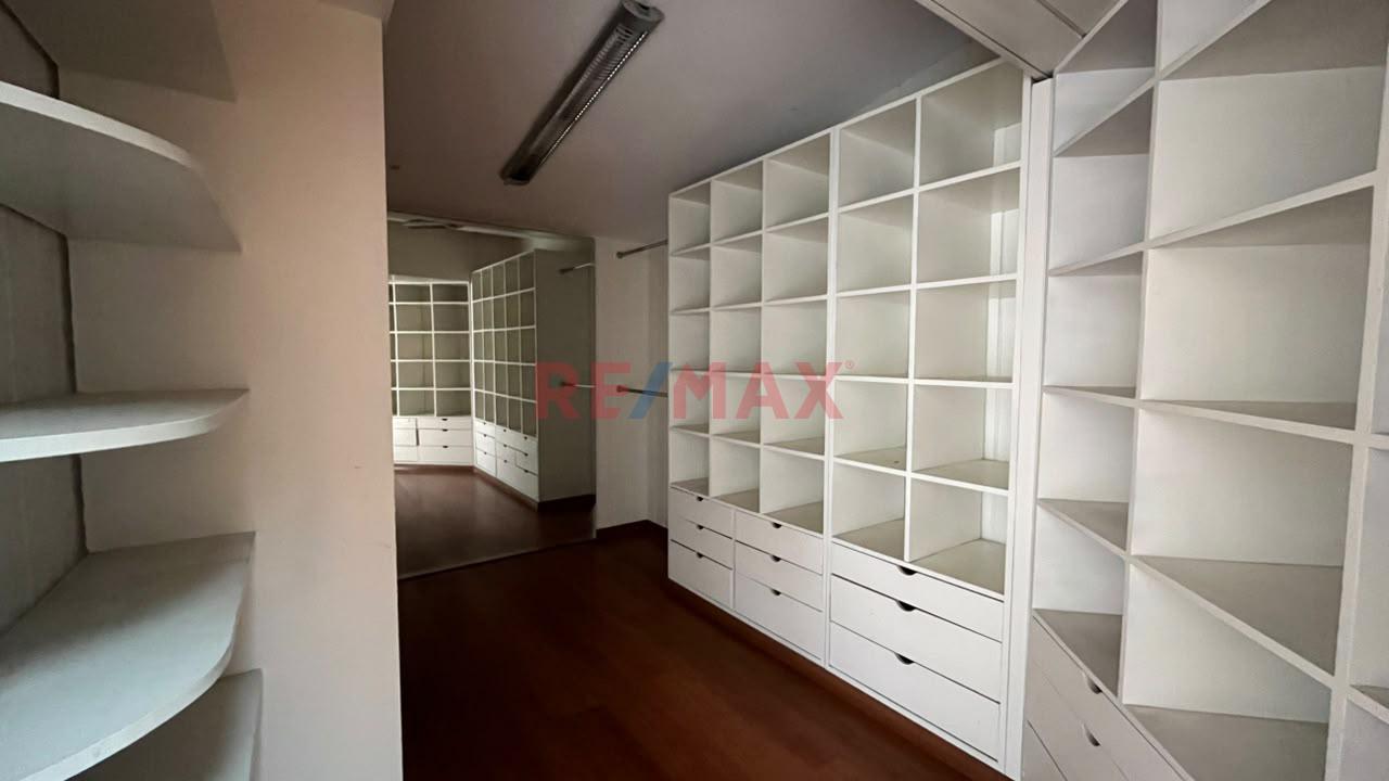 Excelente Oportunidad De Inversión Linda Casa Con Piscina En Casuarinas Con 1475M² — foto 4