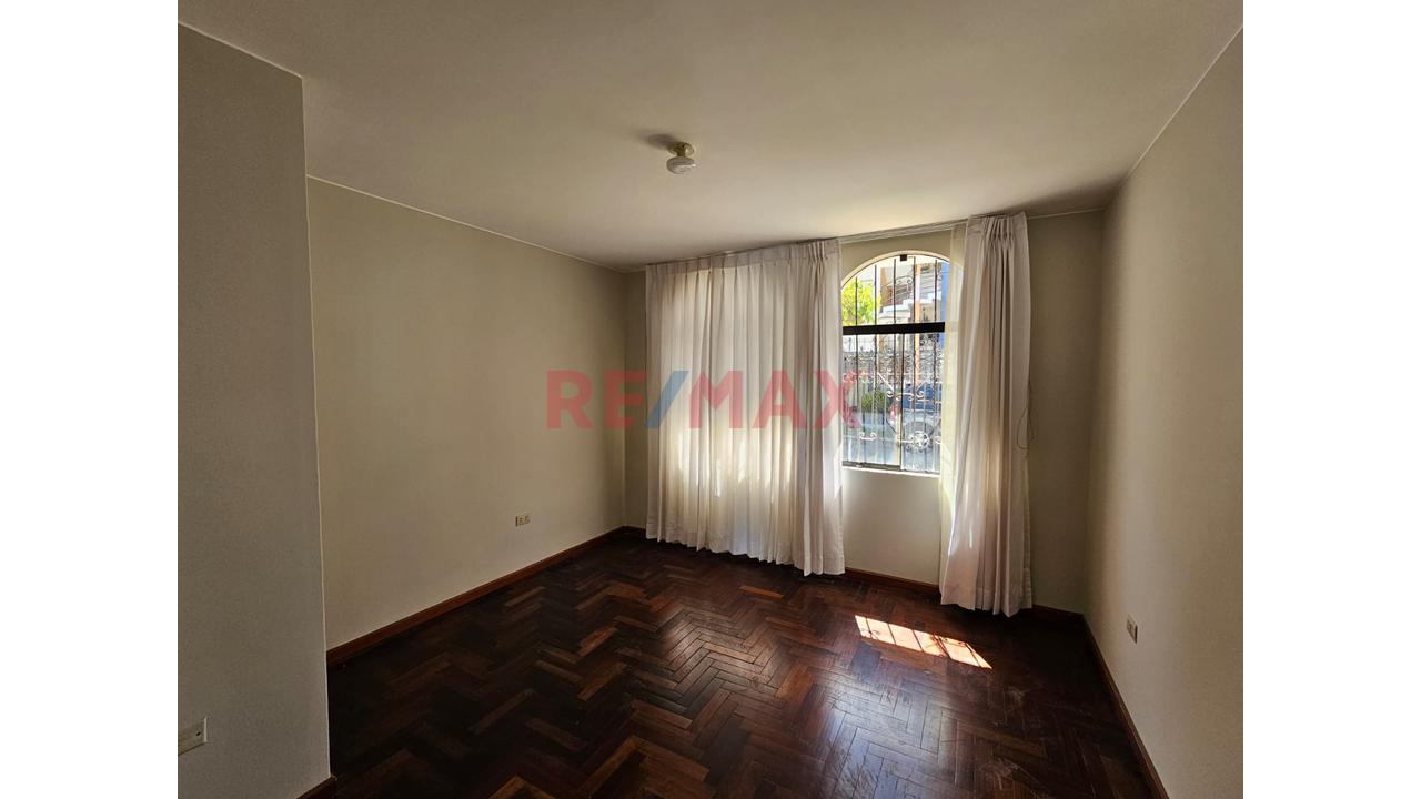 🏡 Venta De Casa En Urb. El Dorado En Sachaca - 5