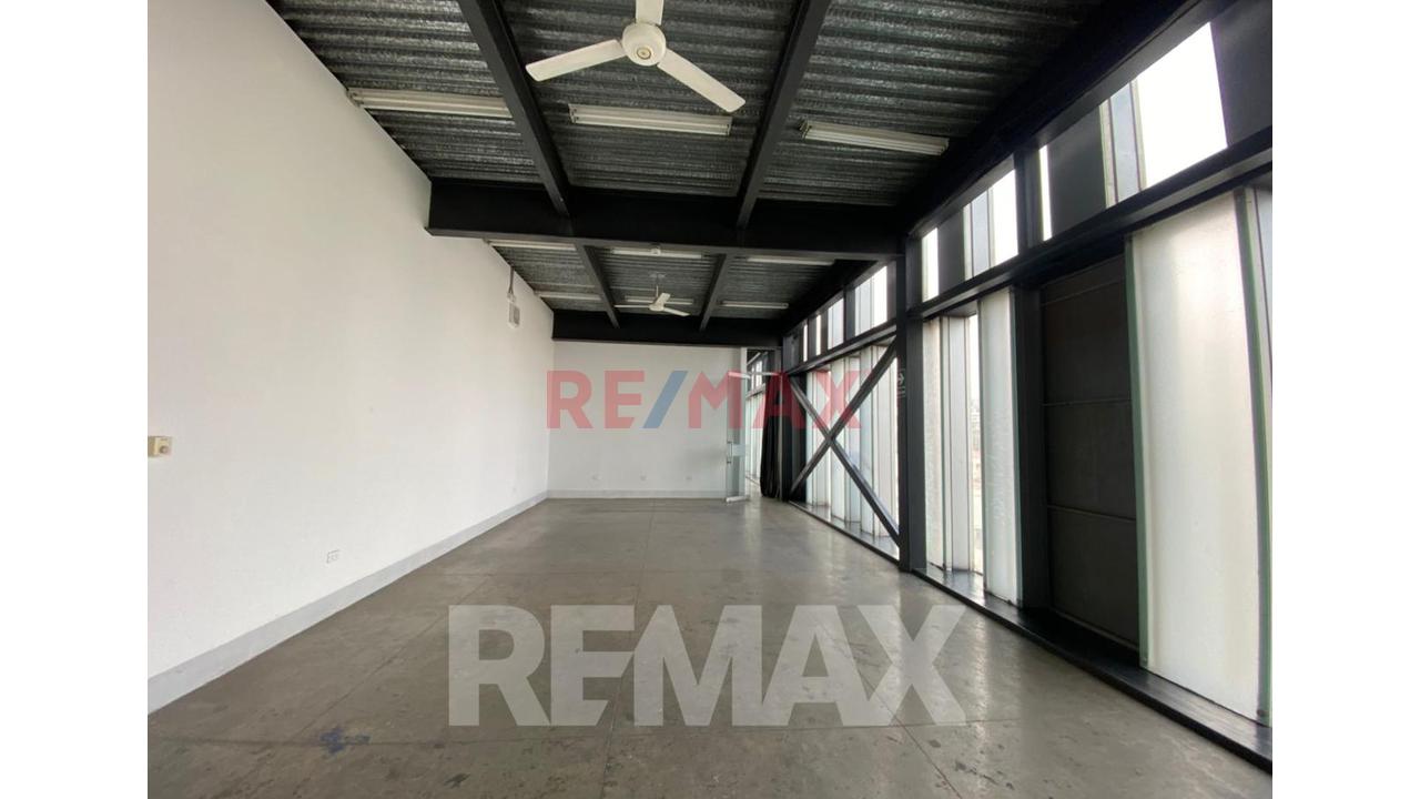 Venta De Local Comercial En Miraflores — foto 5