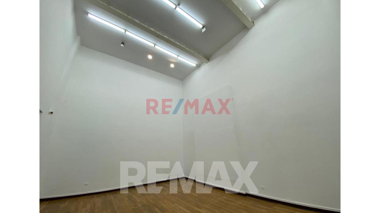 Venta De Local Comercial En Miraflores — foto 10
