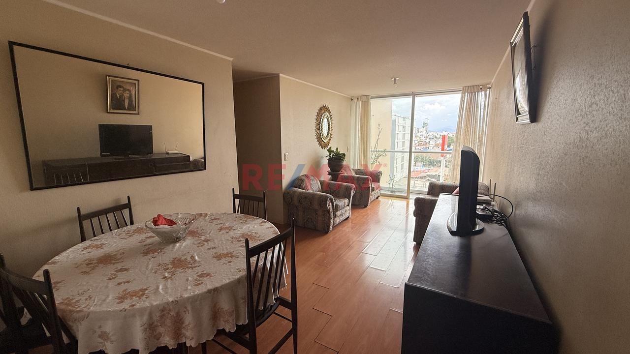 Venta De Dpto En 8Vo Piso En Condominio Terrazas De La Costanera, San Miguel