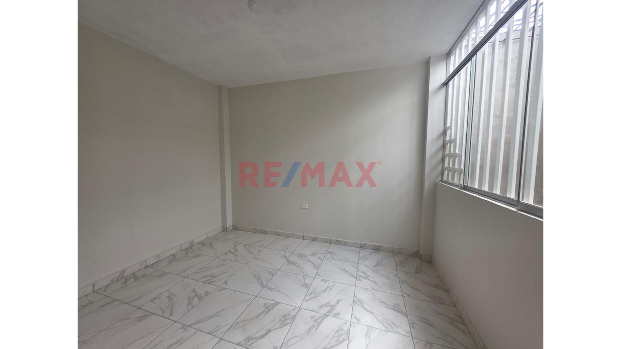 Alquiler De Departamento 2Do Piso 3 Habitaciones 1000 Soles — foto 6