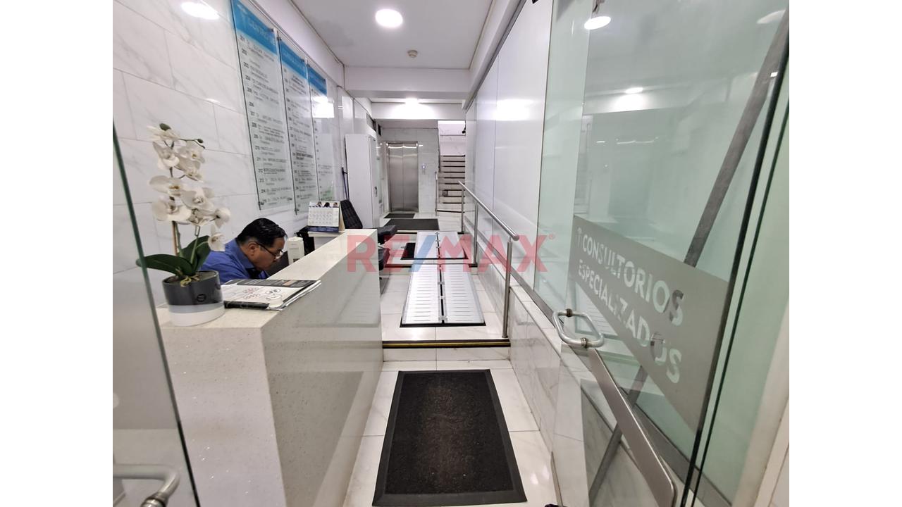 🏥 Se Alquila Oficina/Consultorio Todo Tipo De Especialidad Zona Comercial - 4