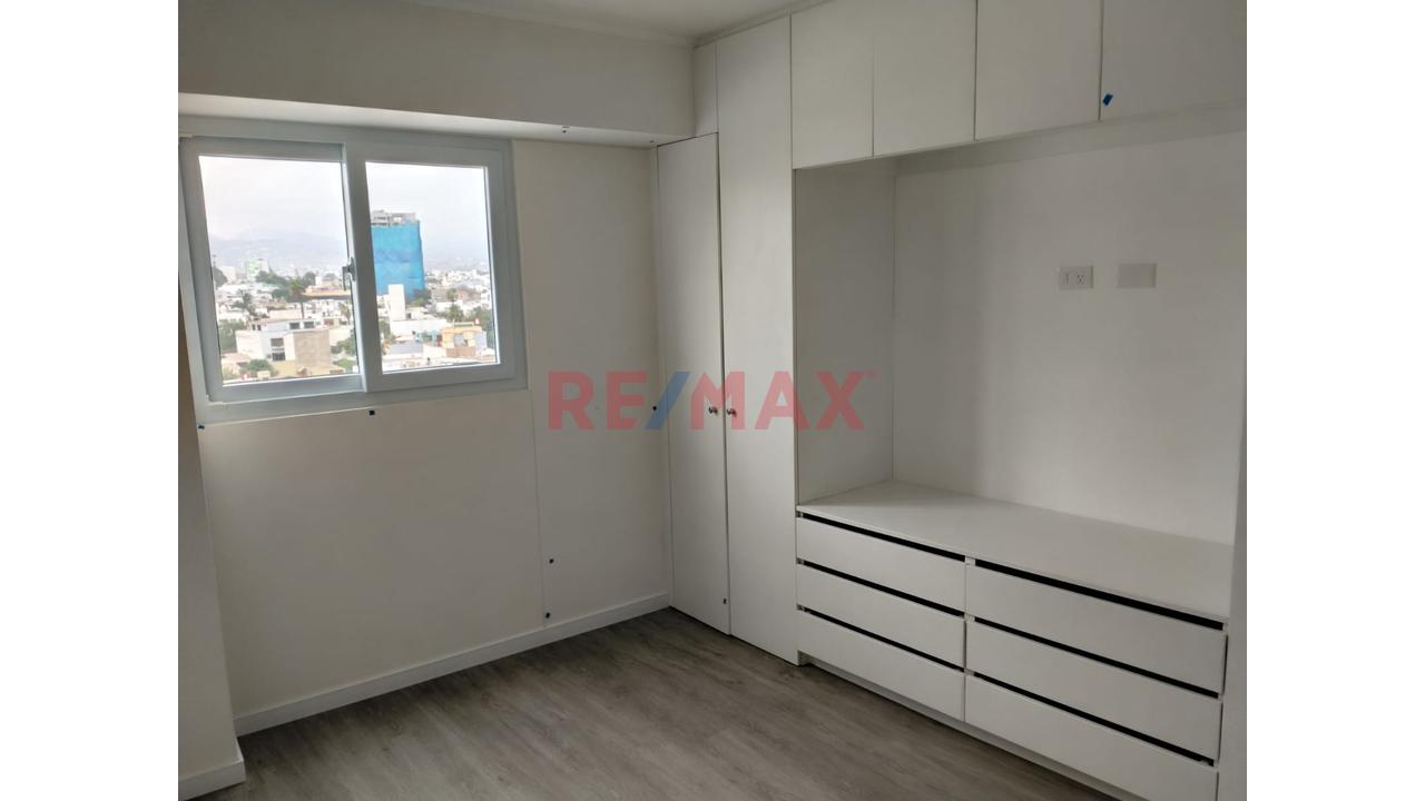 Alquiler De Departamento En Miraflores 8° Piso En Estreno — foto 14