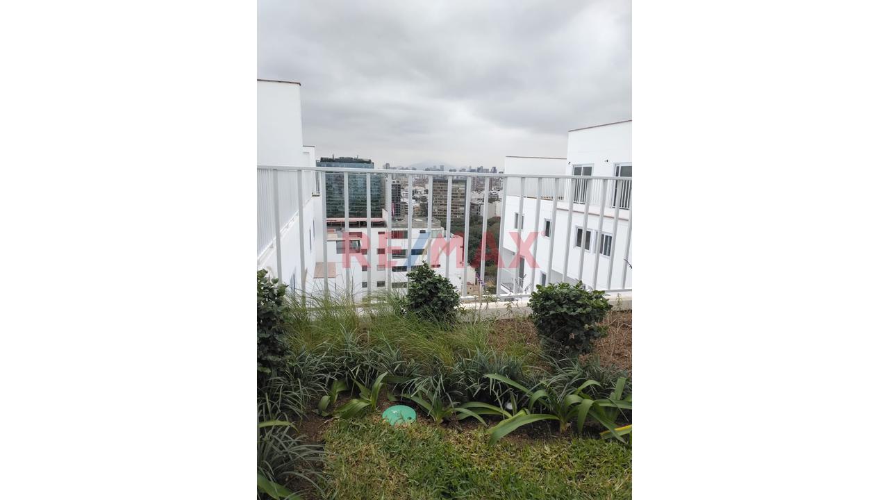 Alquiler De Departamento En Miraflores 8° Piso En Estreno — foto 3