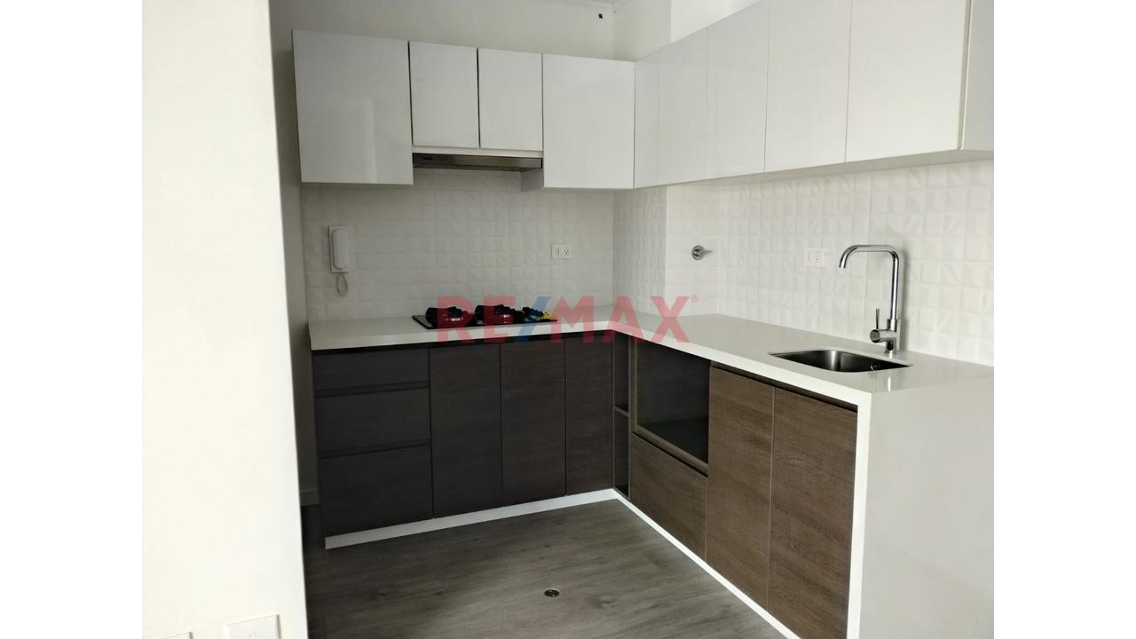 Alquiler De Departamento En Miraflores 8° Piso En Estreno — foto 11