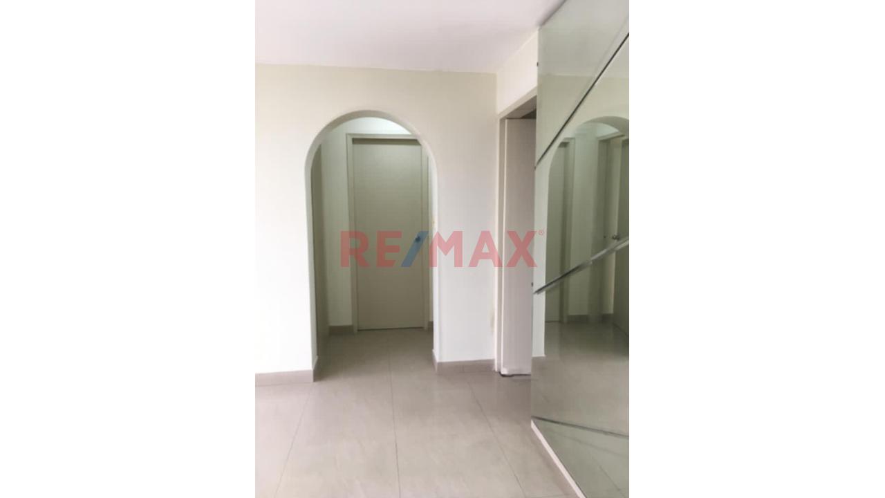 Venta Departamento San Borja Norte - 2