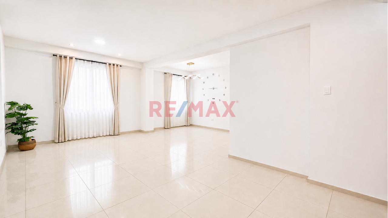 Departamento En Venta En Primer Piso + Cochera | Viñedos De Comas — foto 5